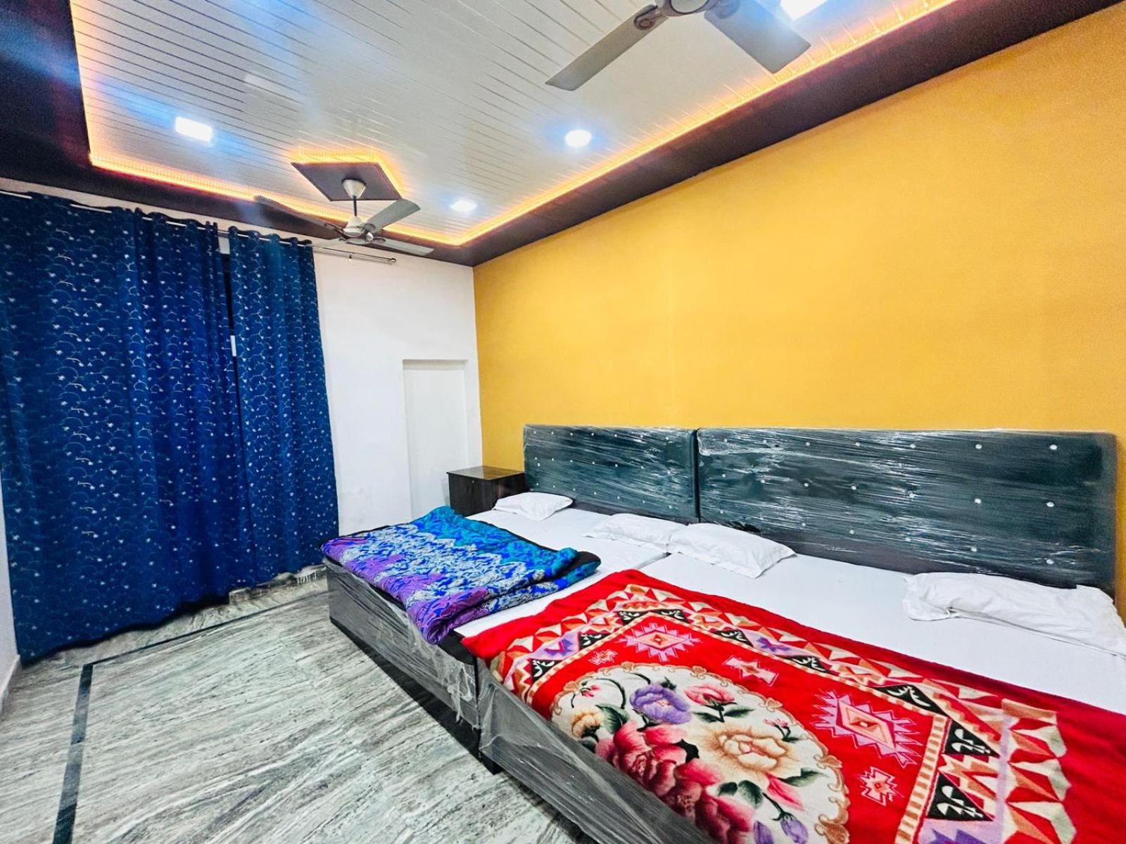 Agrawal Inn Guest House Mathura Exterior photo